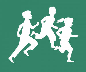 3 children running